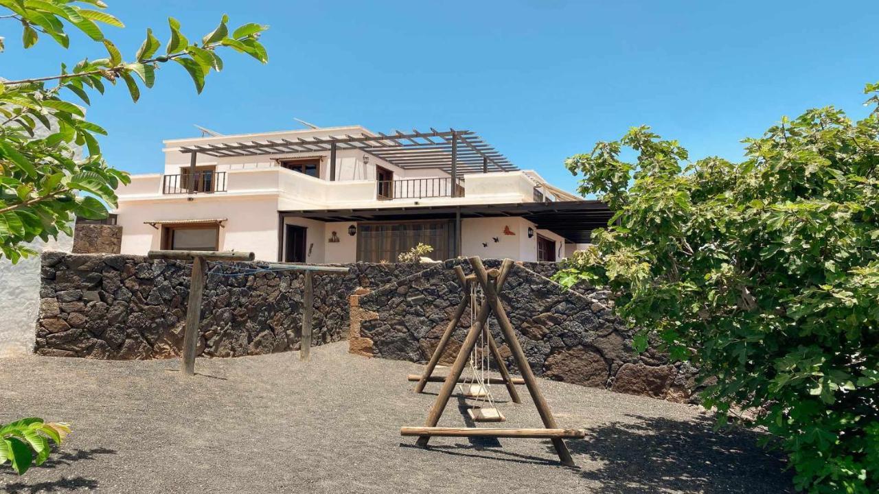 Preciosa Casa Cristian Y Maria Con Piscina Privada Villa Tias Exterior photo